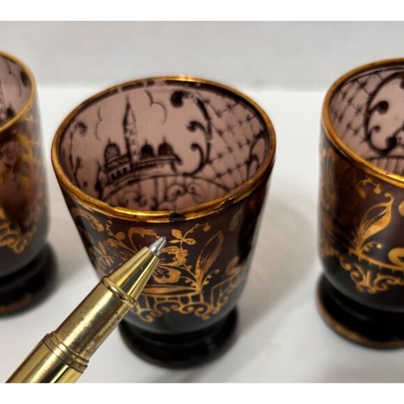 Vintage Decanter Cordial Set with 6 Shot Glasses Amethyst Purple and Gold Gilt - Picture 10 of 10